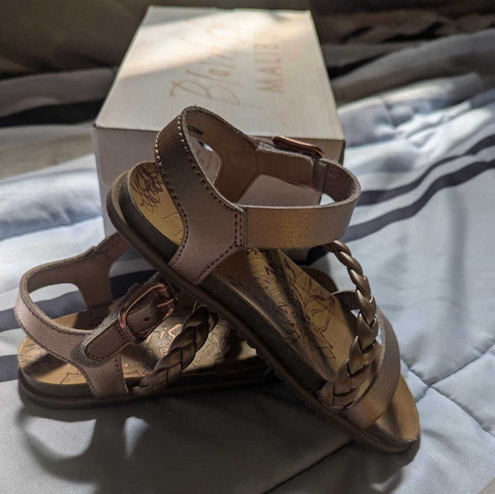 Blowfish Malibu Mylo rose gold girls sandals